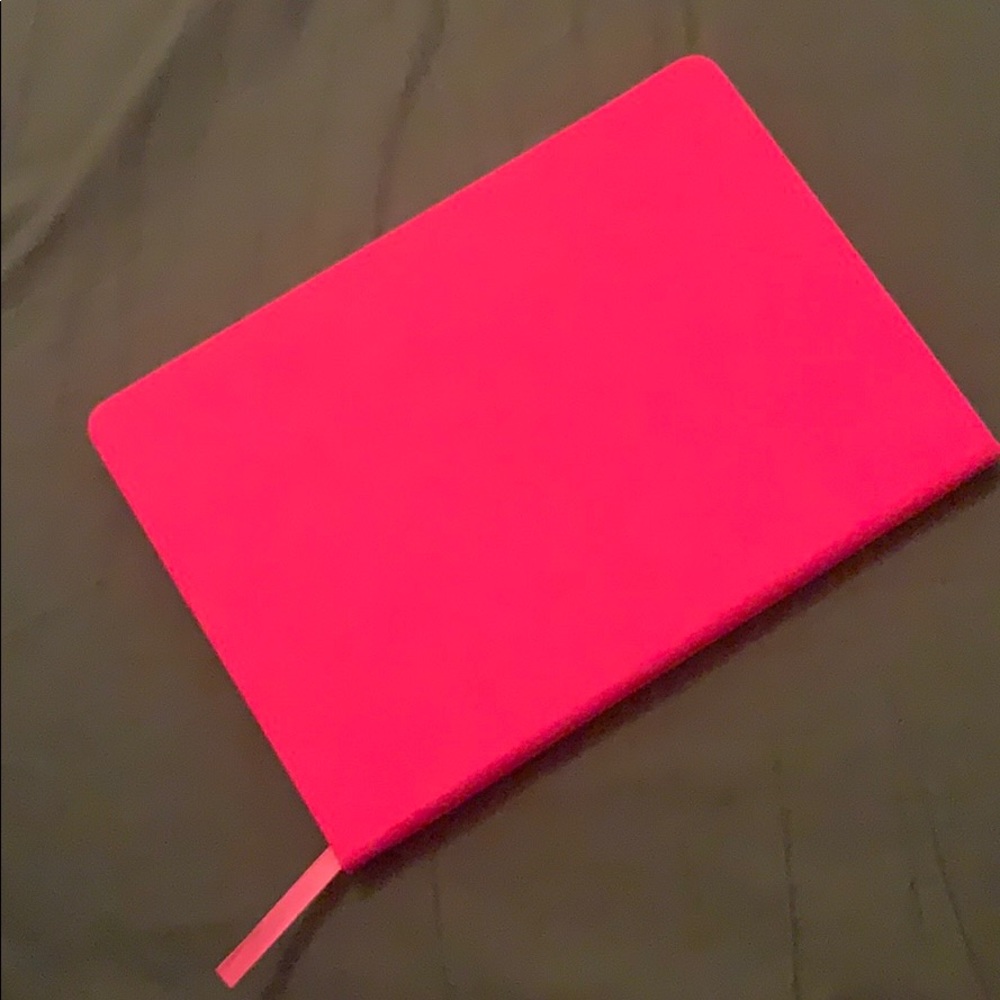 Notebook - Picture 4 of 4